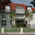 Symphonie-Villa Am See - Musikerviertel